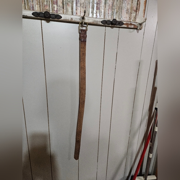 Old Navy Leather Belt - Picture 4 of 4